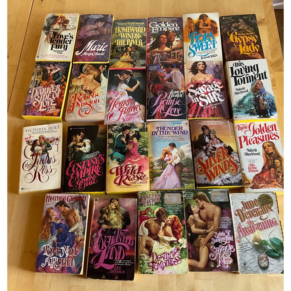 Vintage Historical Romance Paperback Lot 23 Books Jude Deveraux Victoria Holt
